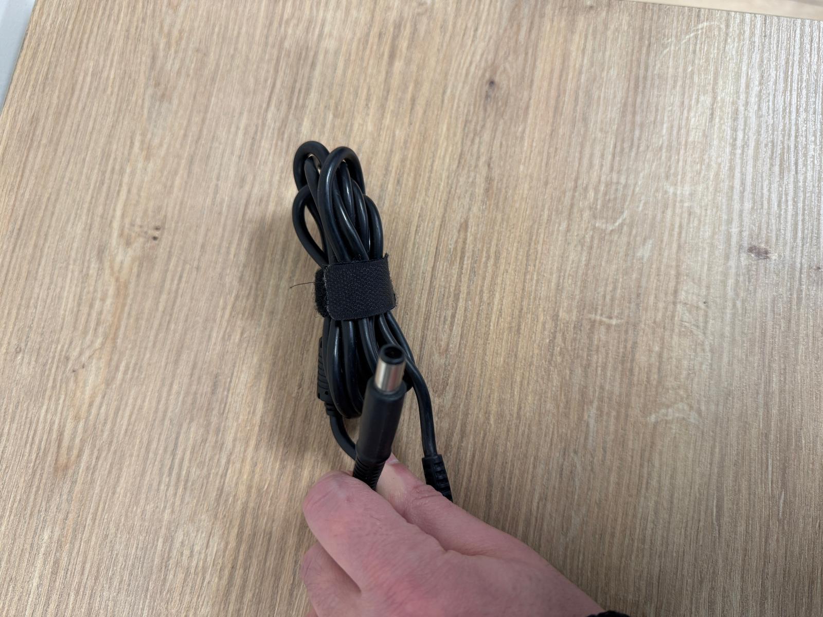 HP Laptop Notebook Orjinal Adaptör 19,5V 4,62A - Kalın Uç